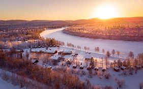 Arctic River Resort